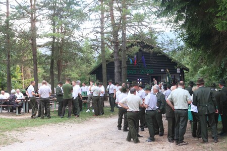 80 let Lovska družina Cerknica 01 Foto Ljubo Vukelič